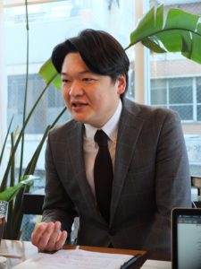  長崎書店・長﨑健一氏