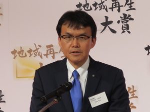  佐藤委員長