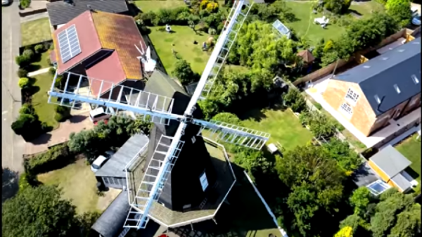  地域博物館としての粉ひき風車（Herne windmill)