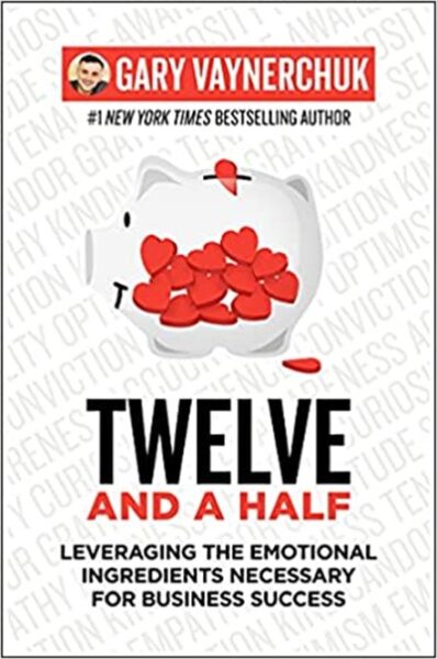  NFT付予約で100万部突破した「TWELVE AND A HALF」