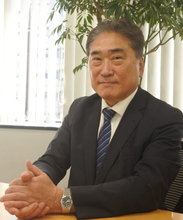  てらかわ・みつお＝1954年1月27日東京都練馬区生まれ。2000年光和テクノシステム代表取締役・光和コンピューター取締役、06年両社経営統合し光和コンピューター専務取締役、15年代表取締役