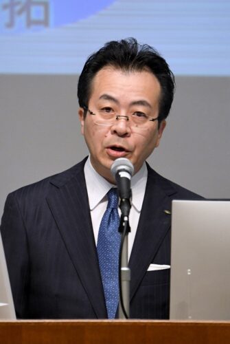  中村史郎社長