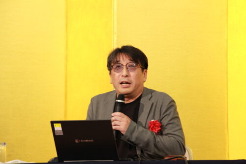  講演を行う田口氏